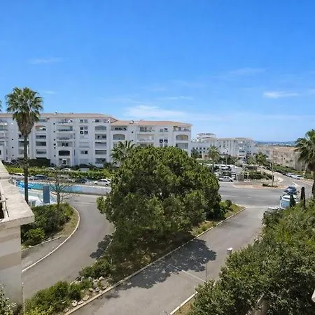 Marine Les Pins - T2, 4p, Terrasse, Pk, Plages Appartement