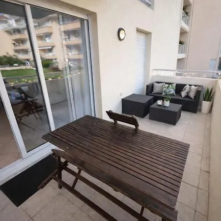 Marine Les Pins - T2, 4p, Terrasse, Pk, Plages Appartement